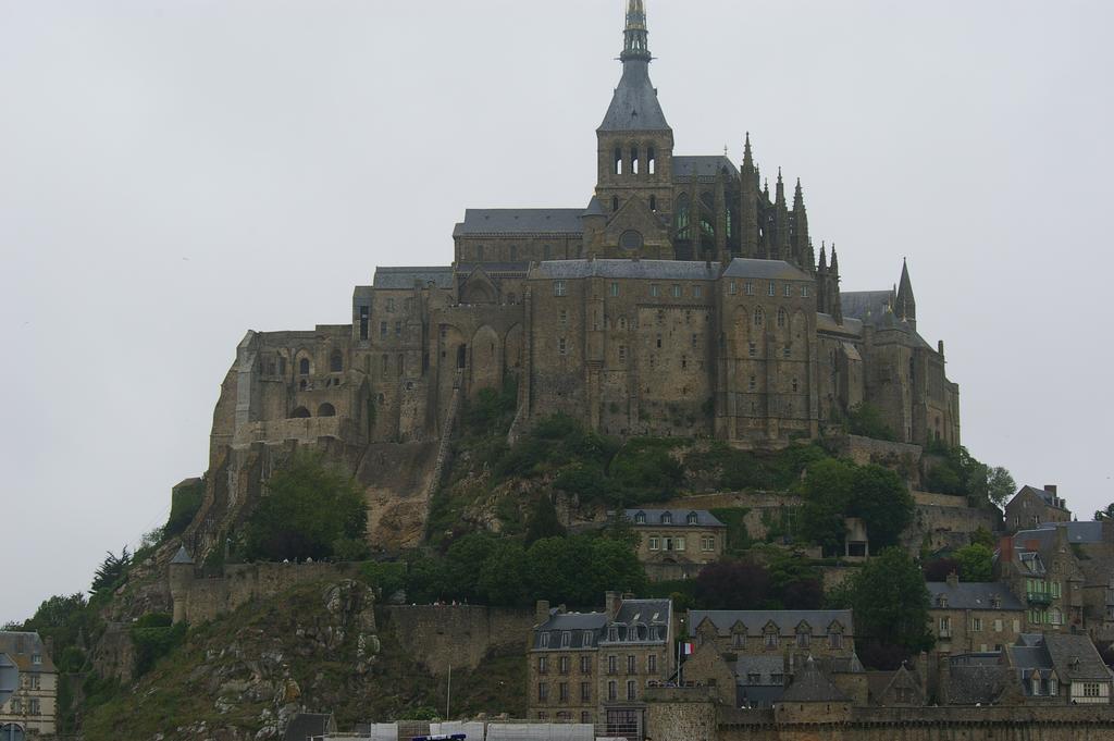 Gite Aristide Mont Saint Michel Sacey Camera foto